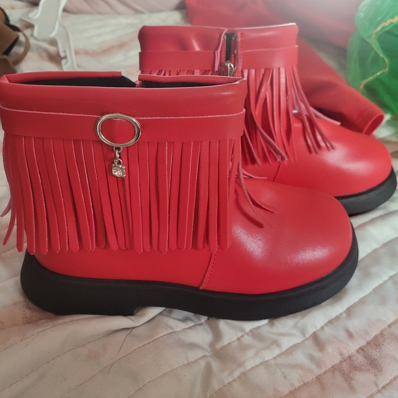 Amazon Other - Girls' Cute Red Fringe Boots Size 36 (US 3.5)
